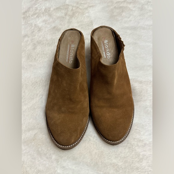 Blondo Slip On Brown Suede Mules Waterproof Block Heel Size 9.5 Classic Boho - Picture 2 of 13